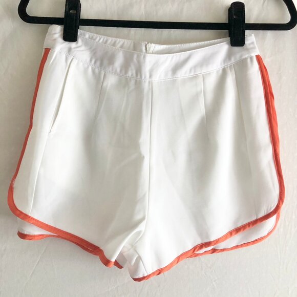 White Buttondown Shirt & Shorts Set - Picture 5 of 7